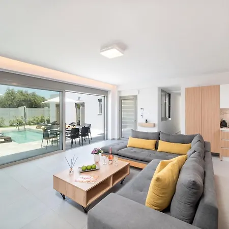Ampela By Posarellivillas Villa *